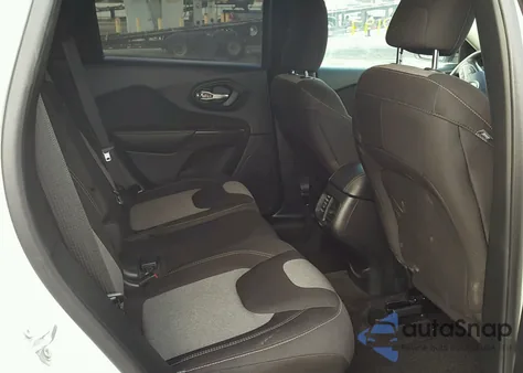 2017 Jeep Cherokee Sport z USA, uszkodzony, nr VIN 1C4PJLAB4HW559220